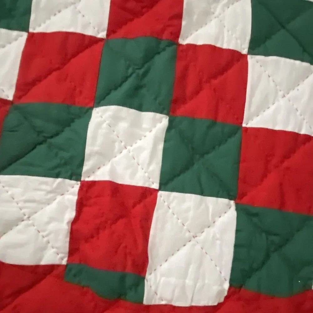 Vintage Patchwork Tree Skirt 50 inch Christmas Quilted NEW Old Stock Red Green